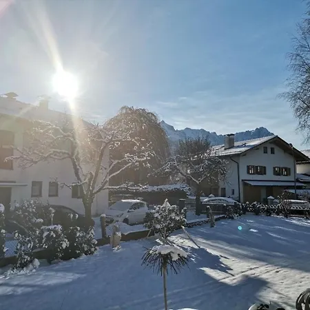 아파트 Lieblingsplatz 3 Gartenwohnung 가르미슈파르텐키르헨